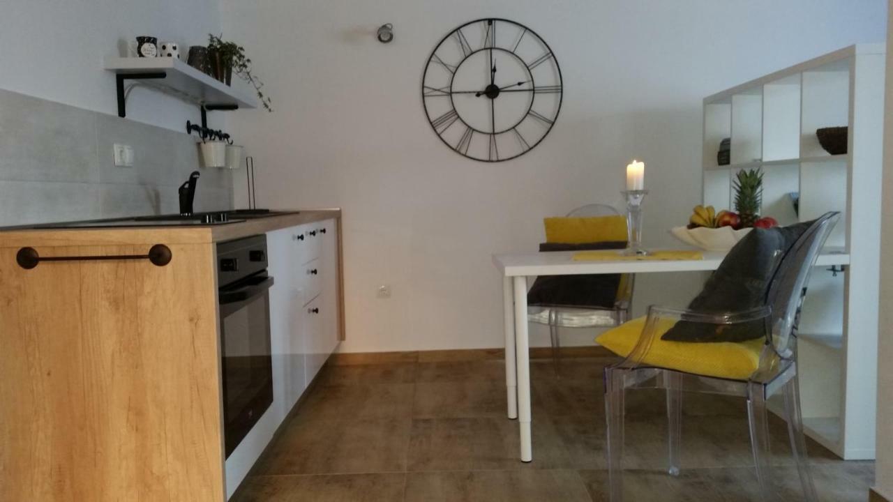 שיבניק Studio Apartman Providence מראה חיצוני תמונה